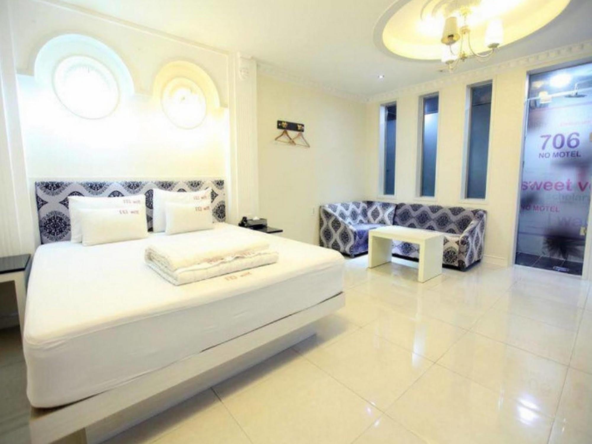 The Design Motel Busan Bagian luar foto