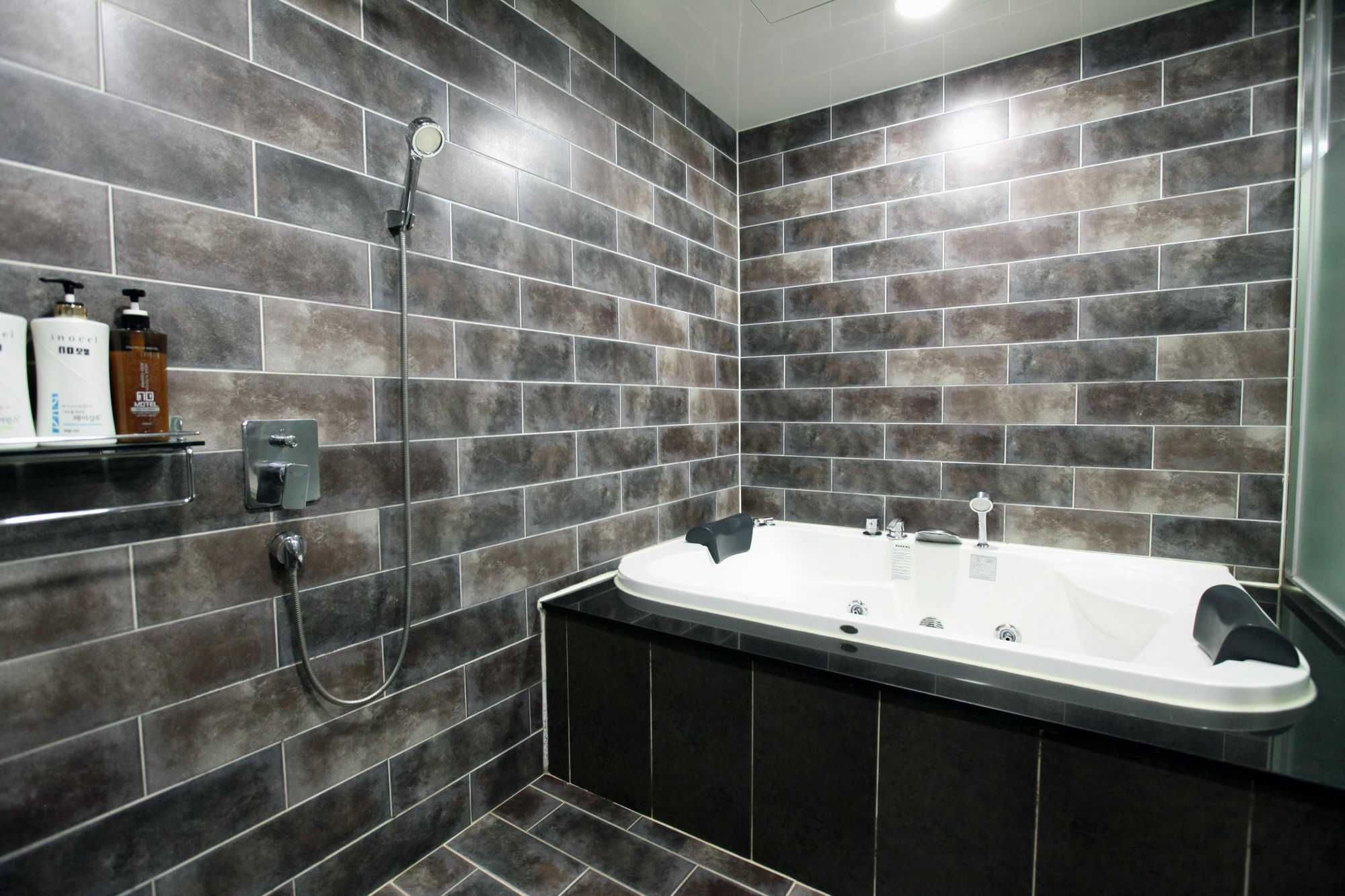 The Design Motel Busan Bagian luar foto